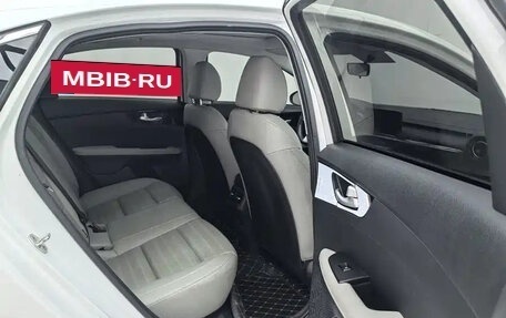 KIA K3, 2023 год, 1 778 000 рублей, 14 фотография