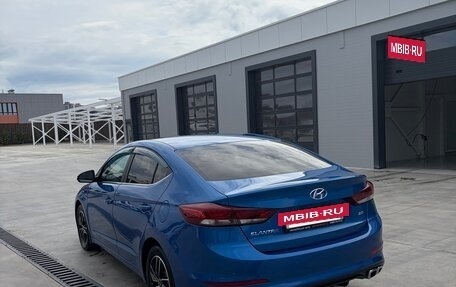 Hyundai Elantra VI рестайлинг, 2016 год, 1 400 000 рублей, 4 фотография