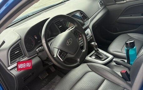 Hyundai Elantra VI рестайлинг, 2016 год, 1 400 000 рублей, 5 фотография