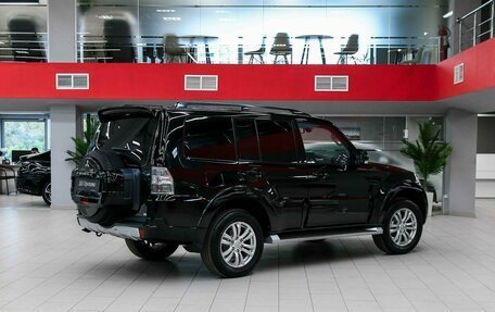 Mitsubishi Pajero IV, 2013 год, 1 790 000 рублей, 2 фотография