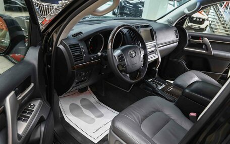 Toyota Land Cruiser 200, 2009 год, 2 450 000 рублей, 10 фотография