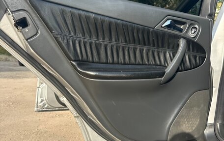 Mercedes-Benz C-Класс, 2003 год, 620 000 рублей, 5 фотография