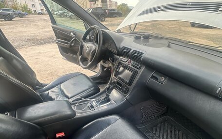 Mercedes-Benz C-Класс, 2003 год, 620 000 рублей, 28 фотография