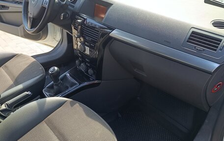 Opel Astra H, 2011 год, 650 000 рублей, 7 фотография