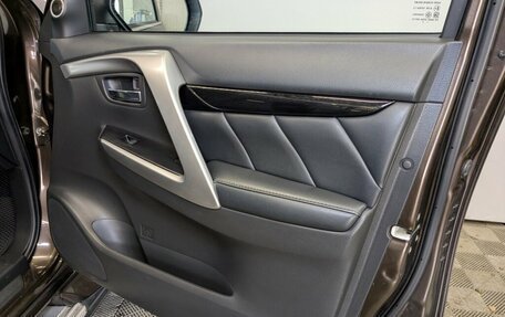 Mitsubishi Pajero Sport III рестайлинг, 2017 год, 3 100 000 рублей, 6 фотография