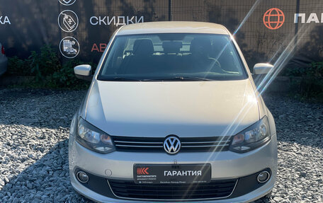 Volkswagen Polo VI (EU Market), 2011 год, 549 000 рублей, 2 фотография