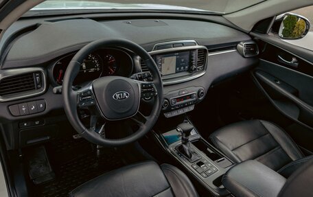 KIA Sorento III Prime рестайлинг, 2018 год, 2 255 000 рублей, 13 фотография