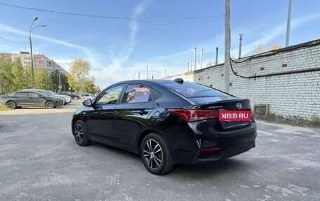 Hyundai Solaris II рестайлинг, 2017 год, 1 050 000 рублей, 2 фотография