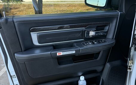 Dodge RAM IV, 2017 год, 5 200 000 рублей, 16 фотография