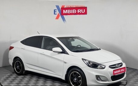 Hyundai Solaris II рестайлинг, 2011 год, 605 000 рублей, 3 фотография