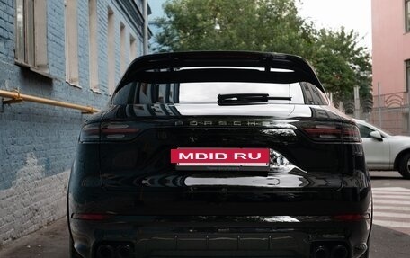 Porsche Cayenne III, 2021 год, 8 900 000 рублей, 4 фотография