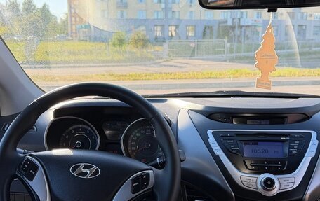 Hyundai Elantra V, 2011 год, 720 000 рублей, 11 фотография