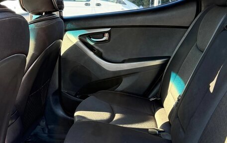 Hyundai Elantra V, 2011 год, 720 000 рублей, 31 фотография