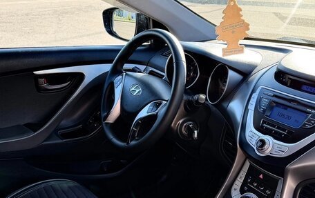 Hyundai Elantra V, 2011 год, 720 000 рублей, 28 фотография