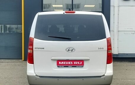 Hyundai H-1 II рестайлинг, 2018 год, 2 600 000 рублей, 6 фотография