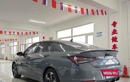 Hyundai Elantra, 2022 год, 1 800 000 рублей, 4 фотография