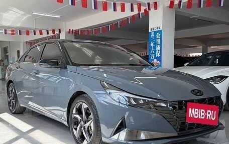 Hyundai Elantra, 2022 год, 1 800 000 рублей, 3 фотография