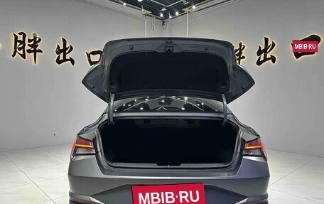 Hyundai Elantra, 2023 год, 1 940 000 рублей, 20 фотография