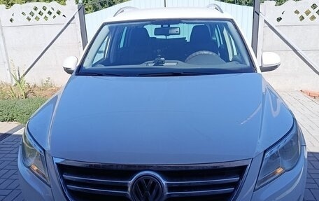 Volkswagen Tiguan I, 2009 год, 800 000 рублей, 1 фотография