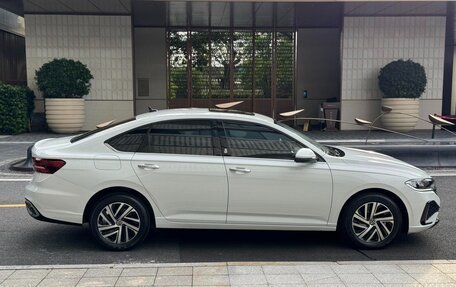 Volkswagen Lavida, 2023 год, 1 180 000 рублей, 7 фотография