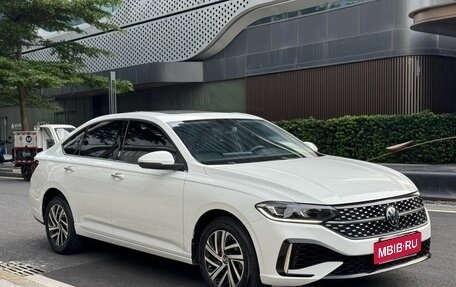 Volkswagen Lavida, 2023 год, 1 180 000 рублей, 3 фотография