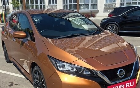 Nissan Leaf II, 2017 год, 1 590 000 рублей, 4 фотография