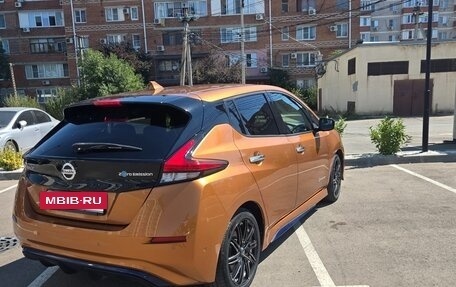 Nissan Leaf II, 2017 год, 1 590 000 рублей, 10 фотография