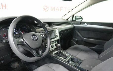 Volkswagen Passat B8 рестайлинг, 2016 год, 1 378 000 рублей, 10 фотография