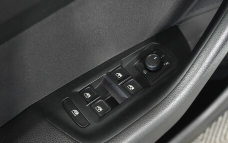 Volkswagen Passat B8 рестайлинг, 2016 год, 1 378 000 рублей, 16 фотография