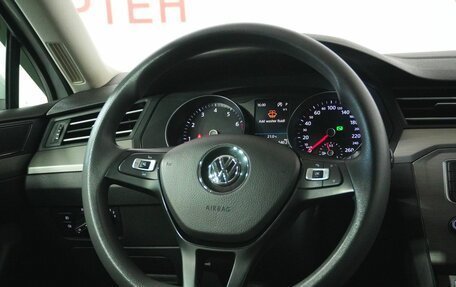 Volkswagen Passat B8 рестайлинг, 2016 год, 1 378 000 рублей, 18 фотография