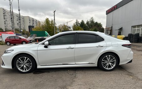 Toyota Camry, 2022 год, 3 300 000 рублей, 3 фотография
