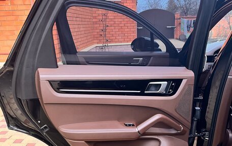 Porsche Cayenne III, 2021 год, 7 000 000 рублей, 25 фотография