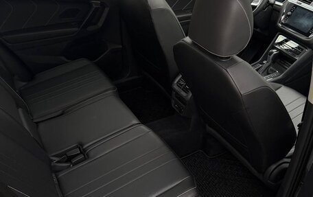 Volkswagen Tiguan II, 2021 год, 3 000 000 рублей, 1 фотография