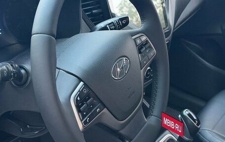 Hyundai Solaris II рестайлинг, 2019 год, 1 399 900 рублей, 11 фотография