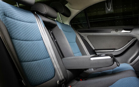 Volkswagen Jetta VI, 2013 год, 999 000 рублей, 11 фотография