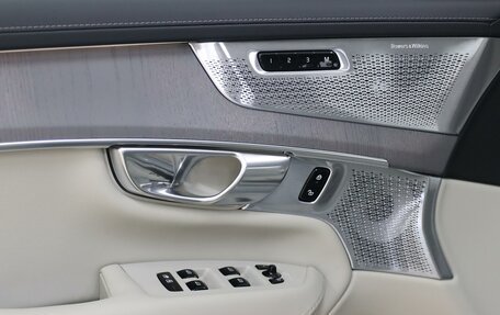 Volvo XC90 II рестайлинг, 2026 год, 10 000 000 рублей, 8 фотография