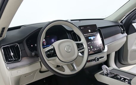 Volvo XC90 II рестайлинг, 2026 год, 10 000 000 рублей, 11 фотография