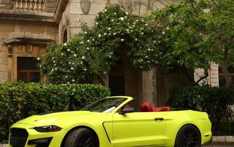 Ford Mustang VI рестайлинг, 2020 год, 3 900 000 рублей, 3 фотография