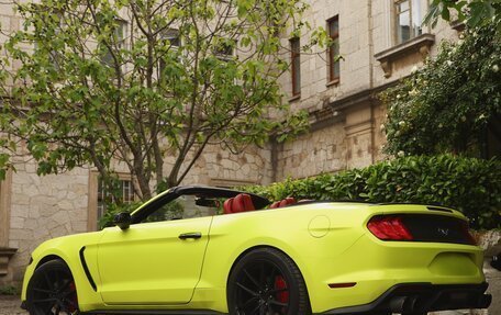 Ford Mustang VI рестайлинг, 2020 год, 3 900 000 рублей, 5 фотография