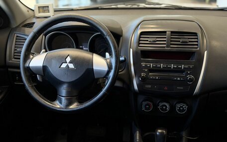 Mitsubishi ASX I рестайлинг, 2010 год, 990 000 рублей, 11 фотография