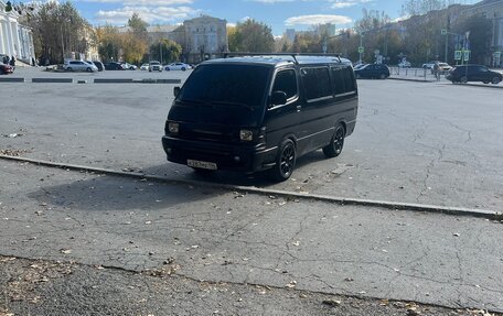 Toyota HiAce H100, 1994 год, 350 000 рублей, 2 фотография