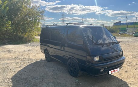 Toyota HiAce H100, 1994 год, 350 000 рублей, 4 фотография