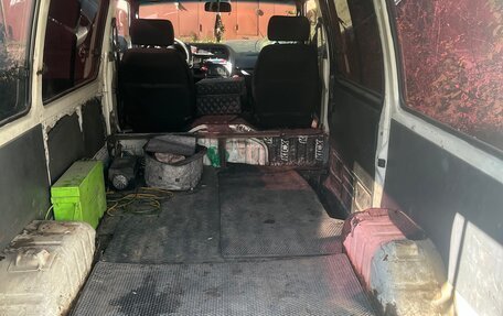Toyota HiAce H100, 1994 год, 350 000 рублей, 7 фотография