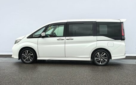 Honda Stepwgn IV, 2017 год, 1 850 000 рублей, 3 фотография