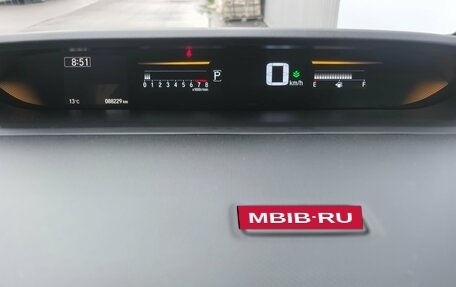 Honda Stepwgn IV, 2017 год, 1 850 000 рублей, 13 фотография