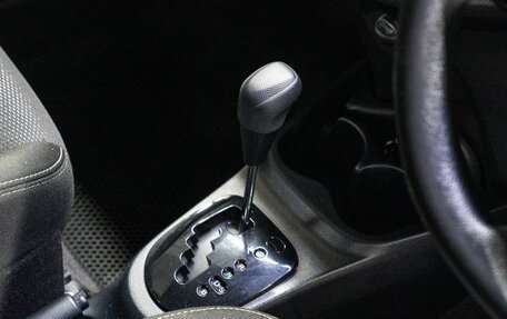 Toyota Vitz, 2019 год, 1 040 000 рублей, 12 фотография