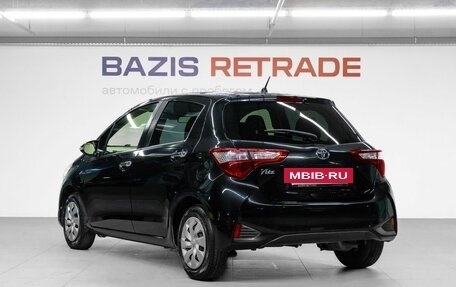 Toyota Vitz, 2019 год, 1 040 000 рублей, 8 фотография