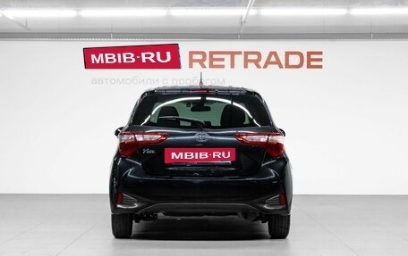 Toyota Vitz, 2019 год, 1 040 000 рублей, 7 фотография
