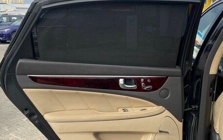 Hyundai Equus II, 2011 год, 1 250 000 рублей, 17 фотография