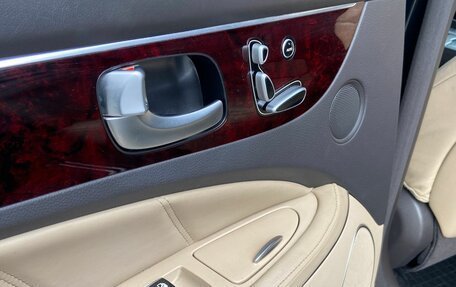 Hyundai Equus II, 2011 год, 1 250 000 рублей, 18 фотография